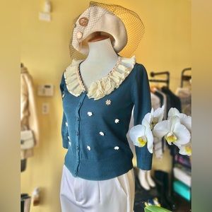 Knitted Cardigan with Flowers Size 4 NWOT